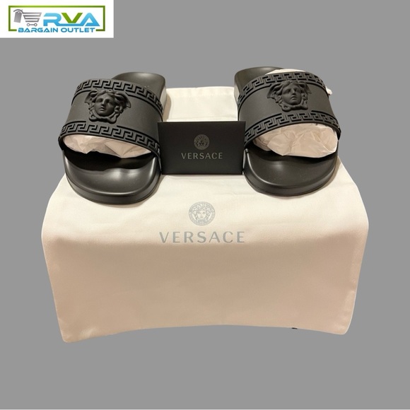 Versace Men's Black Embossed Medusa Head Pool Slide Flip Flops Shoes. - Picture 5 of 5